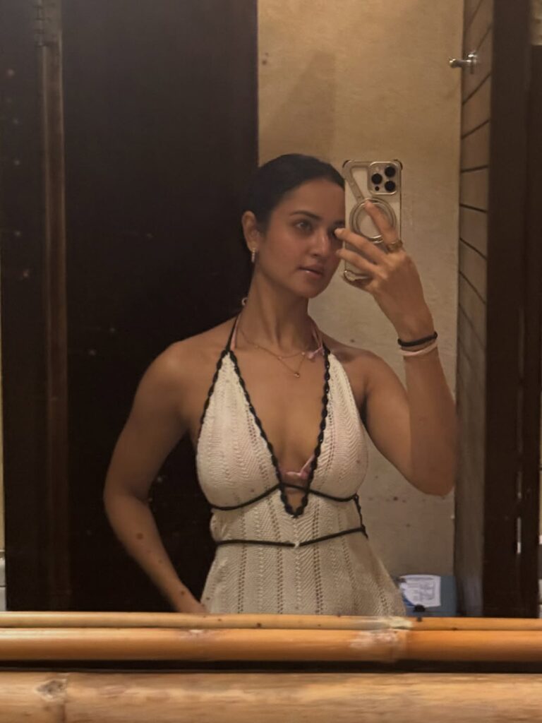 Shanvi Sri in serene beachside living