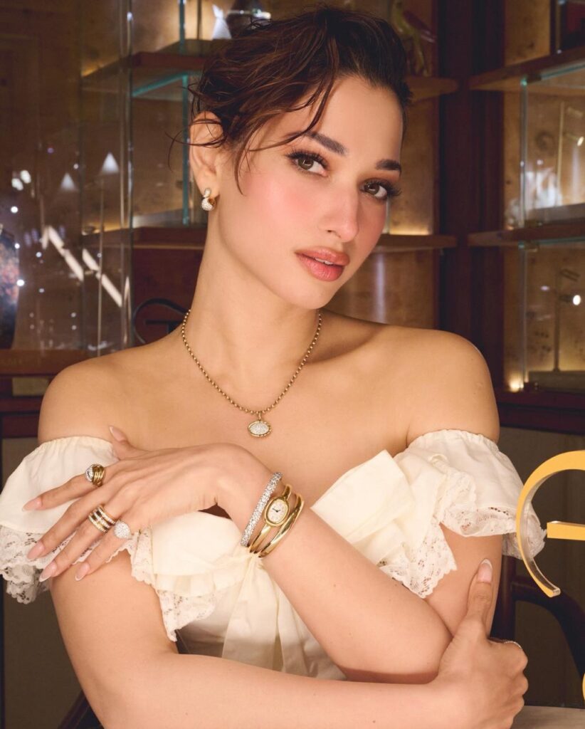 Tamannaah draped in delicate luxury