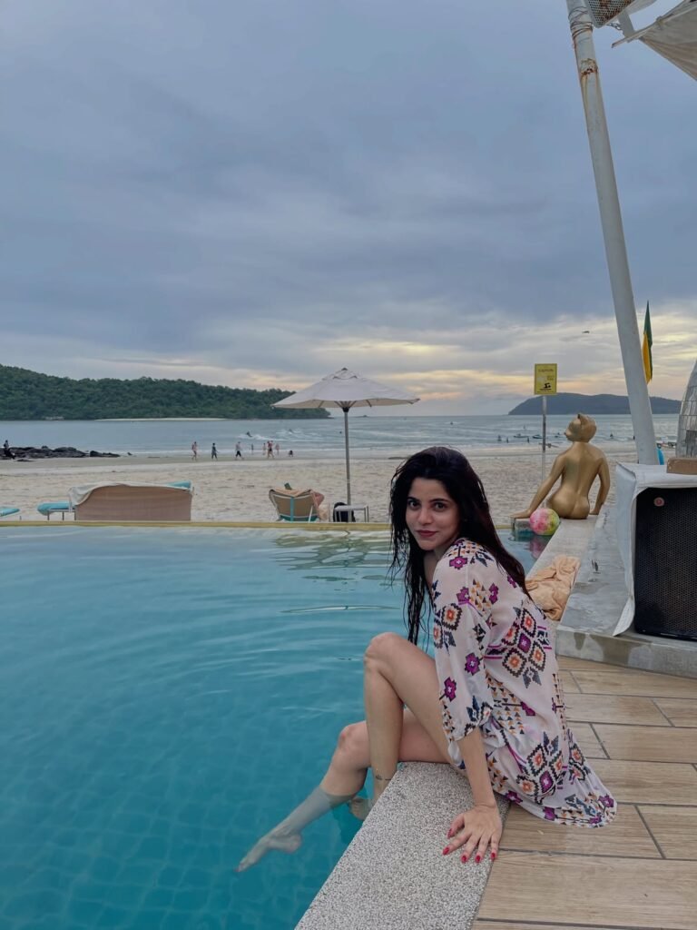 divya bharathi show stealer
