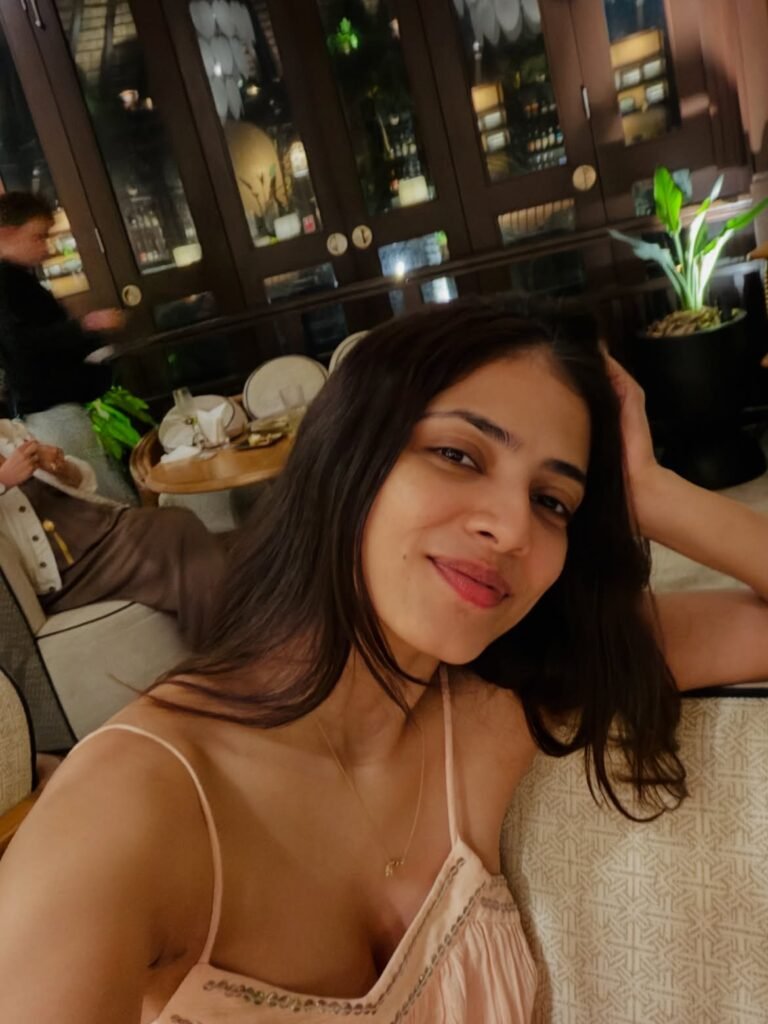 malavika mohanan in a holiday